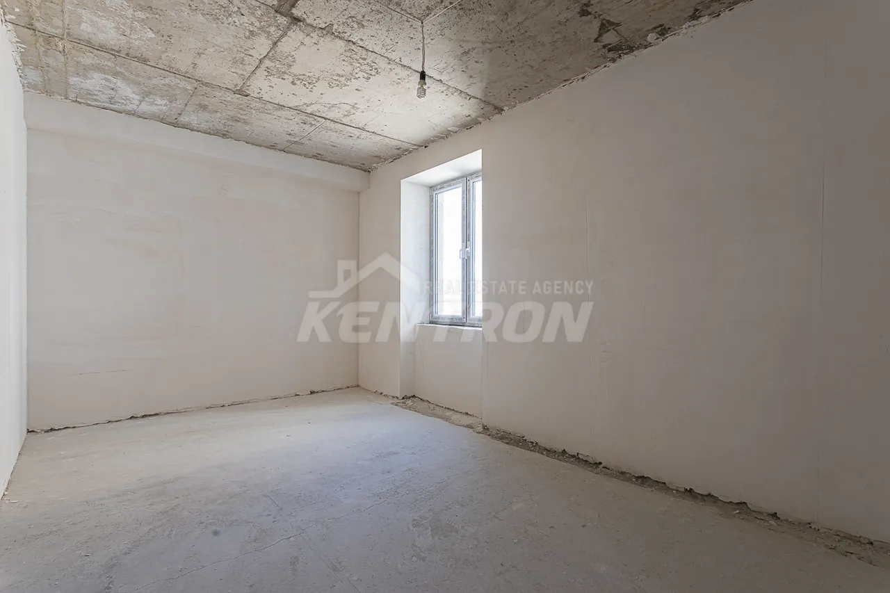 4 bedroom apartment for sale خیابان آرام, مرکز شهر ایروان, 157559