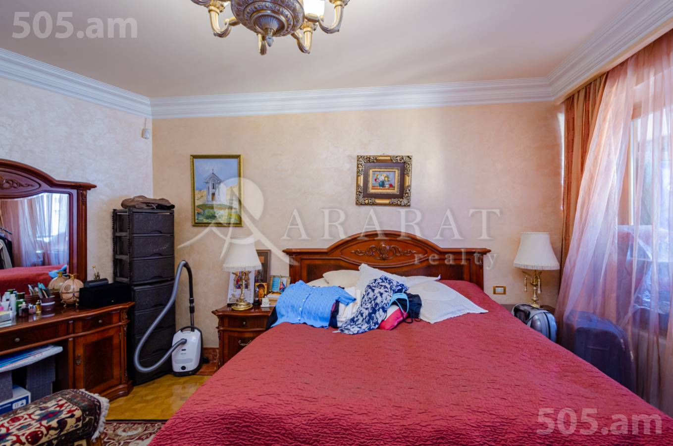 Купить 3 комнатную квартиру Северный пр, Центр Ереван, 149307