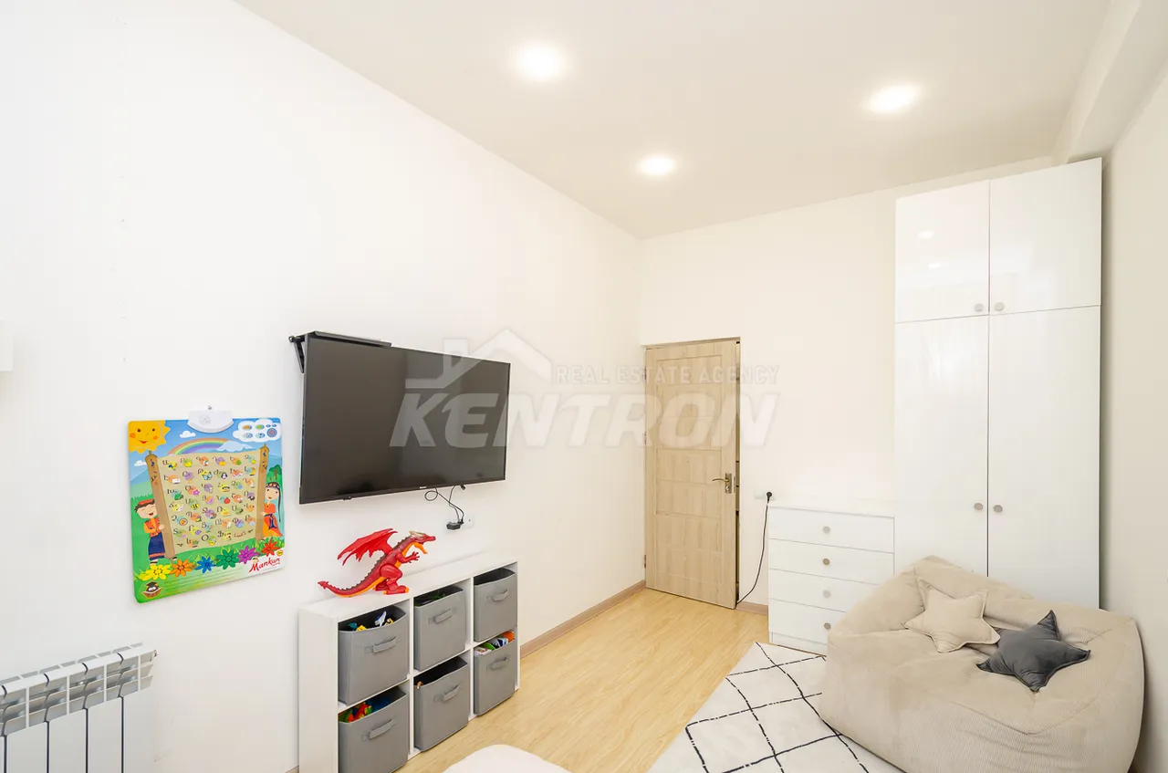 3 bedroom apartment for sale Adonts St, Arabkir Yerevan, 157862