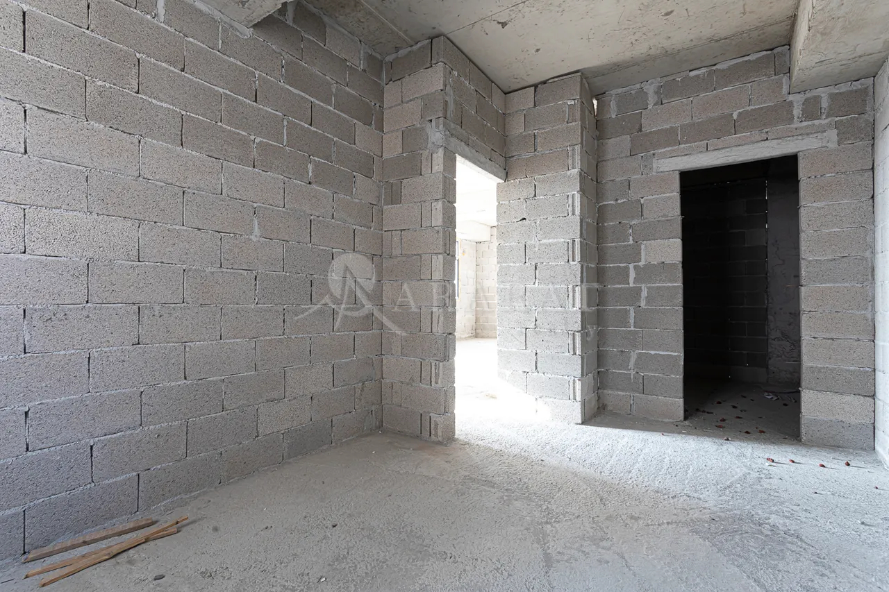 3 bedroom apartment for sale Antarayin St, Center Yerevan, 157848