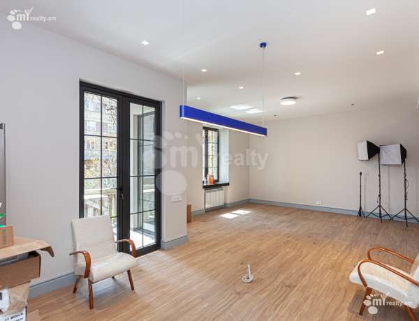 3-senyakanoc-bnakaran-vacharq-Yerevan-Arabkir