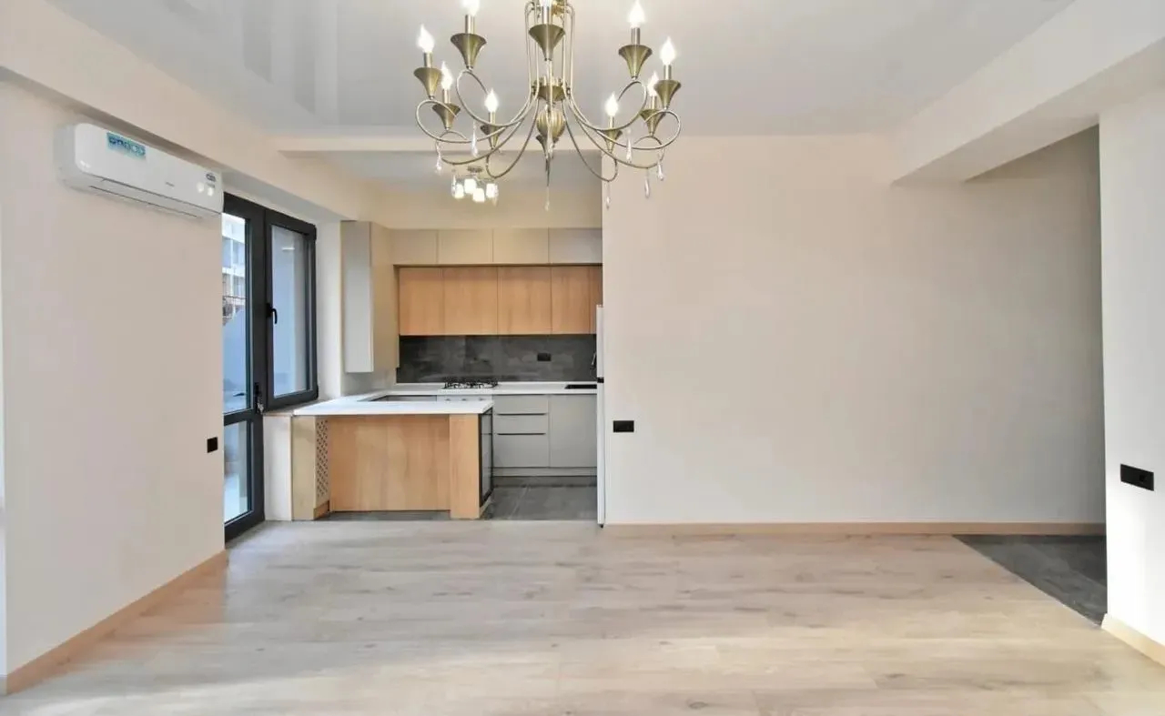 2 bedroom apartment for sale خیابان آنتارایین, مرکز شهر ایروان, 158475