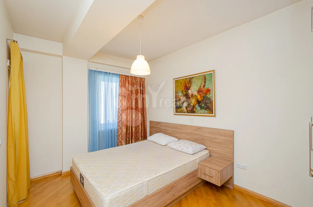 2 bedroom apartment for sale Amiryan St, Center Yerevan, 160857