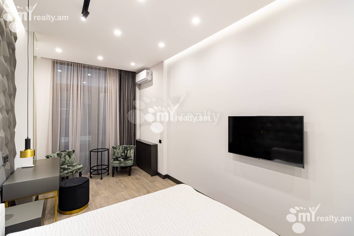 3 bedroom apartment for rent خیابان آزاتوتیان, عربگیر ایروان, 153983