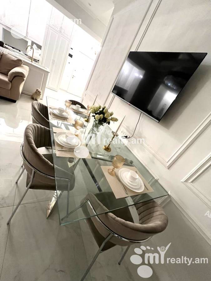 3 bedroom apartment for rent Yekmalyan St, Center Yerevan, 148977