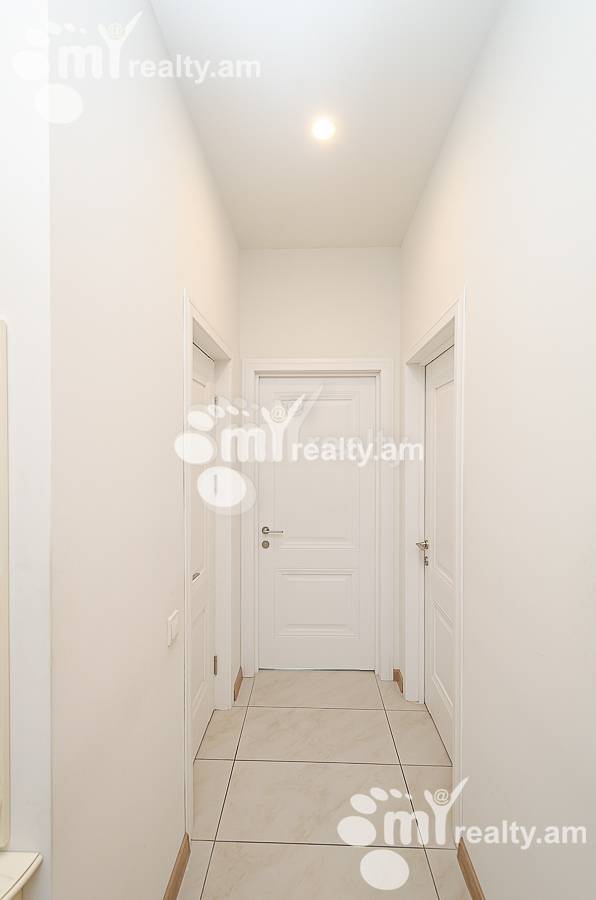 Снять 3 комнатную квартиру Орбели Ехбайрнери ул, Арабкир Ереван, 150471