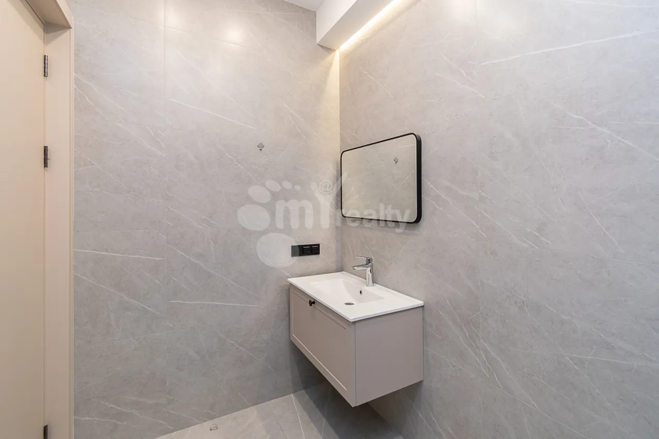 Купить 4 комнатную квартиру Хапанцян ул, Арабкир Ереван, 160276