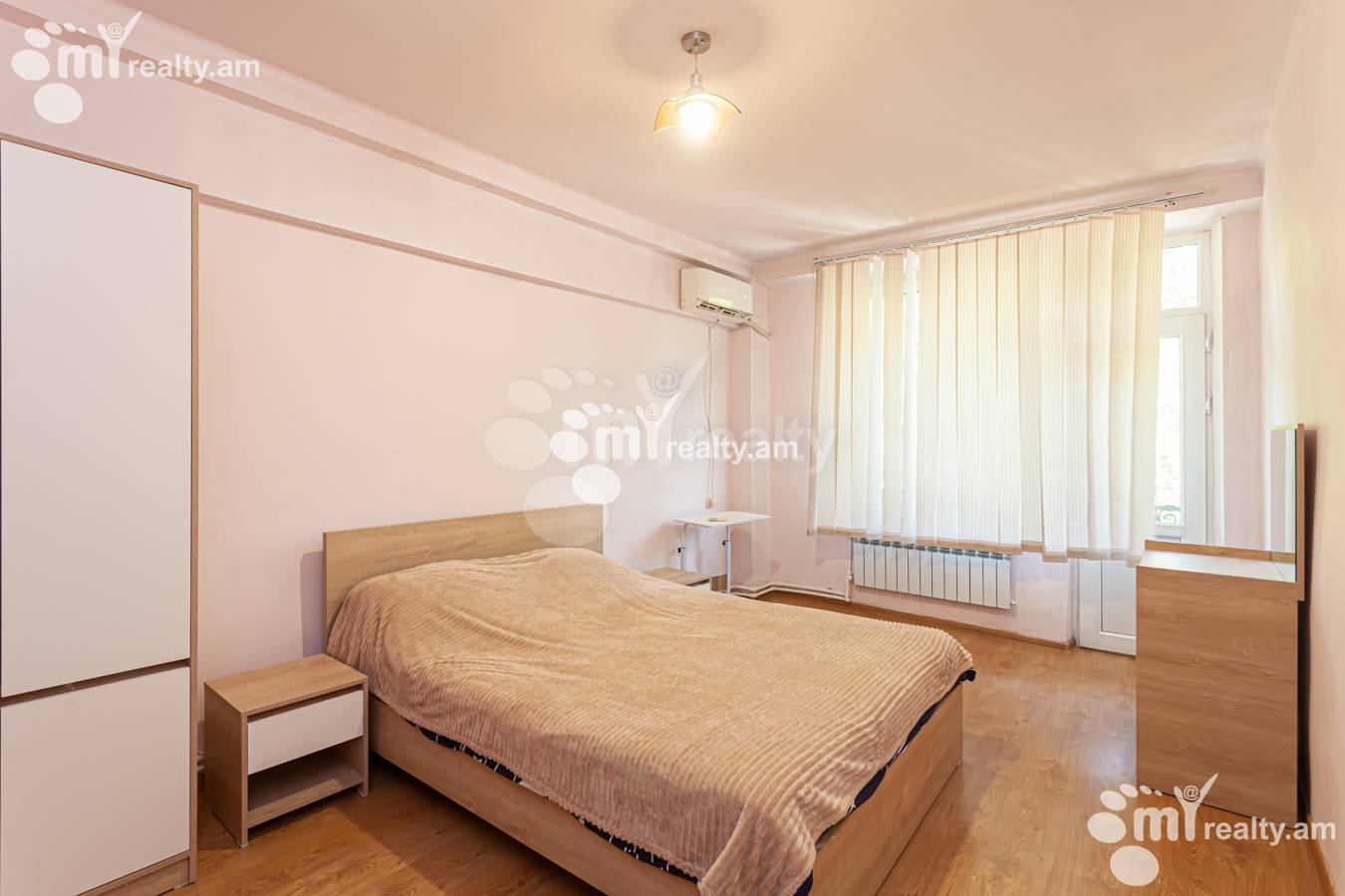 3 bedroom apartment for sale Mashtots Ave, Center Yerevan, 152061