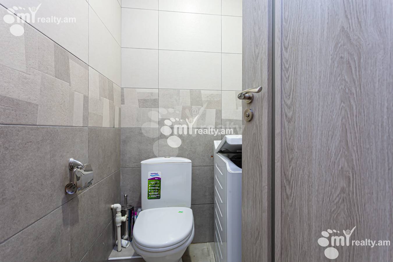 Купить 4 комнатную квартиру Аргишти ул, Центр Ереван, 151693