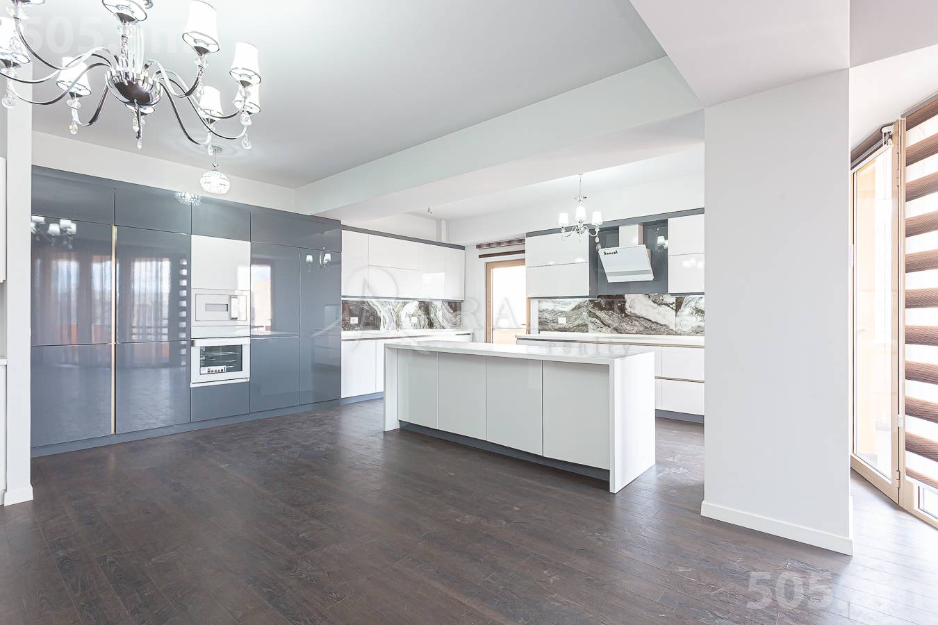 Снять 5 комнатную квартиру Лео ул, Центр Ереван, 153028