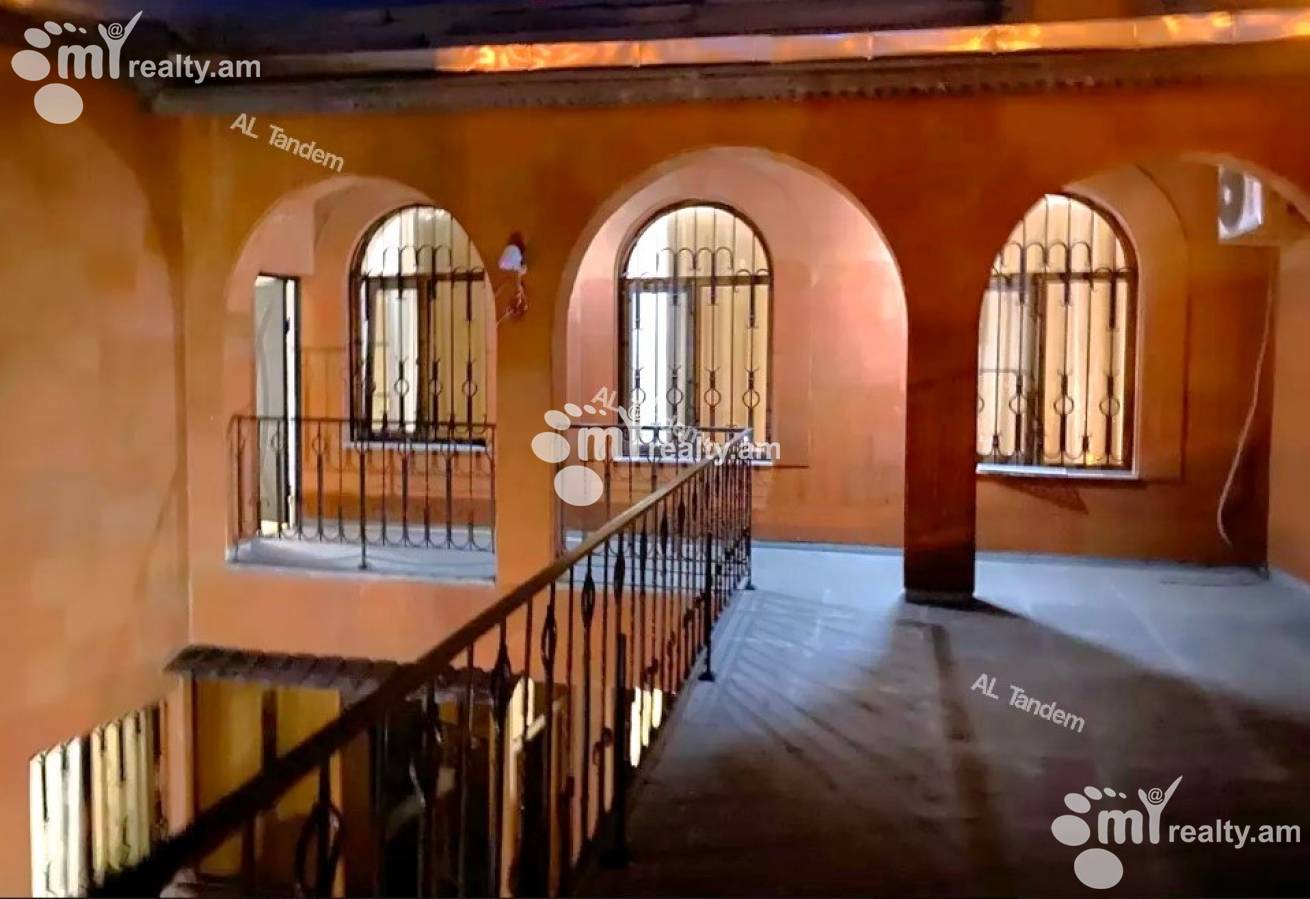 House for rent Charents St, Center Yerevan, 140934