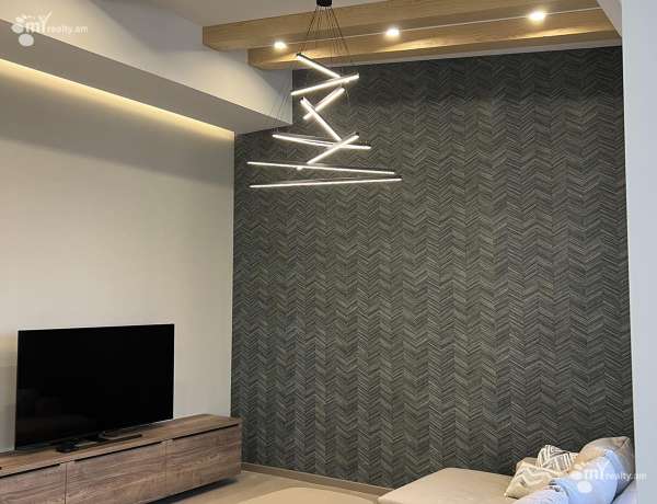 varcov-bnakaran/3-senyakanoc/Sayat-Nova+Ave/Center/Yerevan