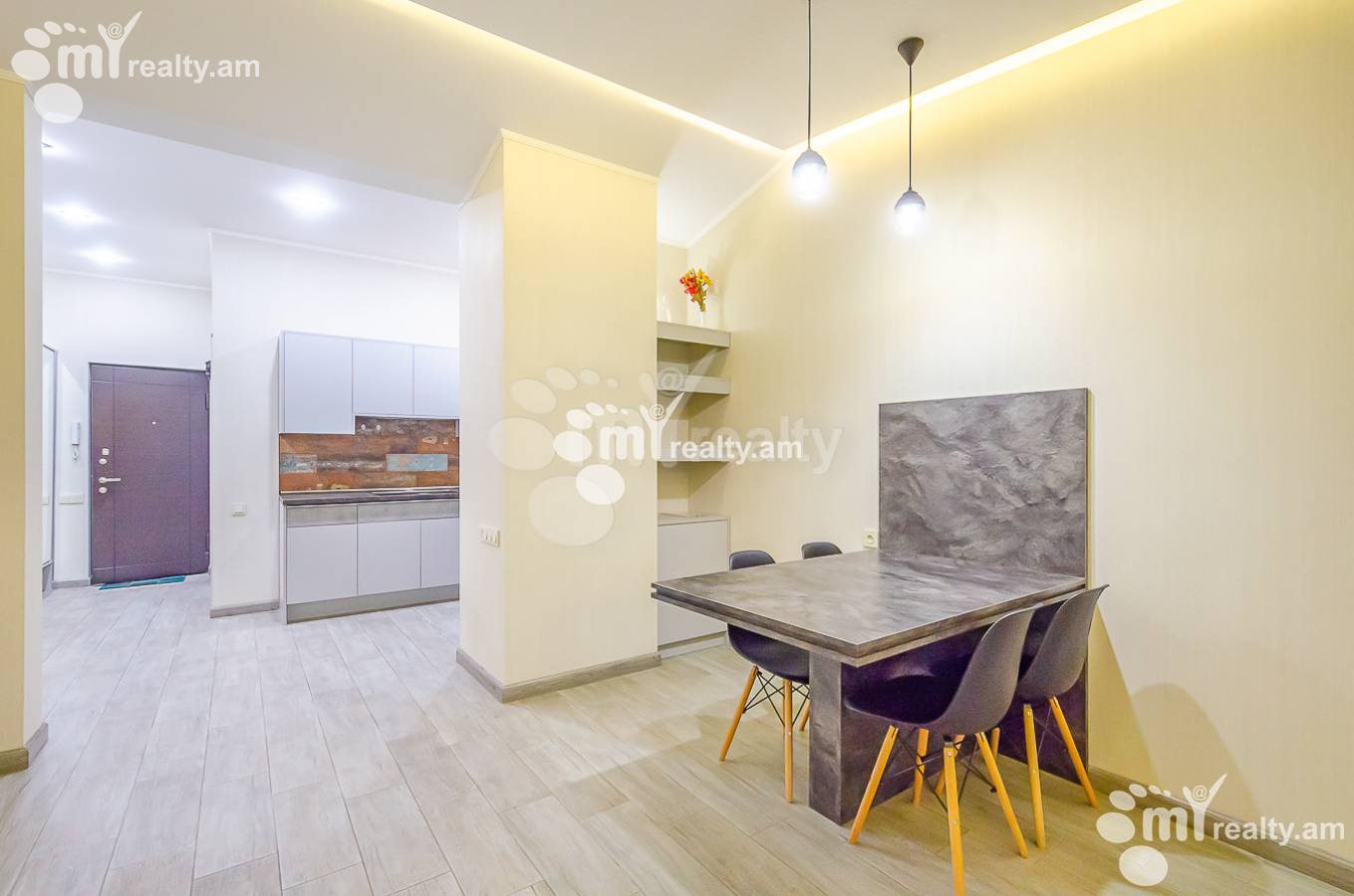3 bedroom apartment for rent Yekmalyan St, Center Yerevan, 153561