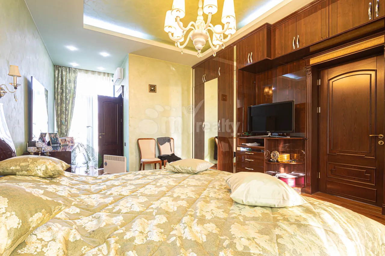 House for sale G 1 dis., Ajapnyak Yerevan, 158467