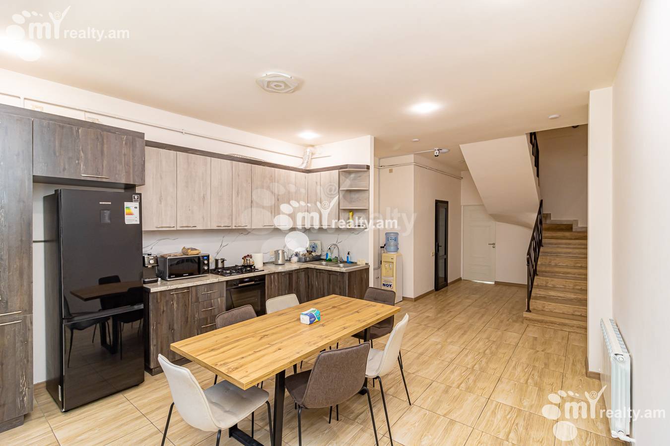 Снять коммерческoе помещение Рига ул, Арабкир Ереван, 149021