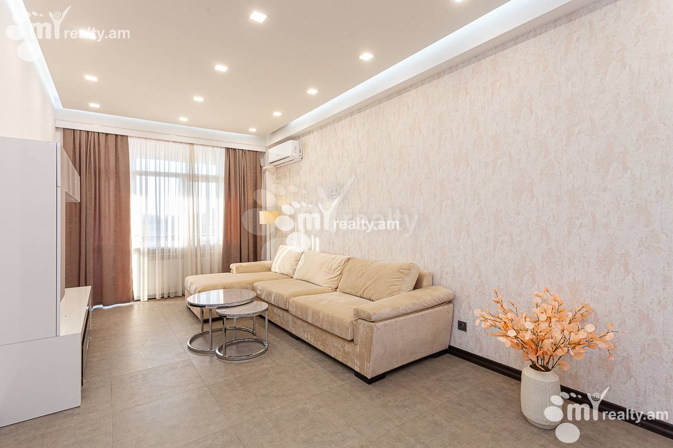 2 bedroom apartment for sale خیابان تِسی تِسِرناکابِرد, مرکز شهر ایروان, 150476