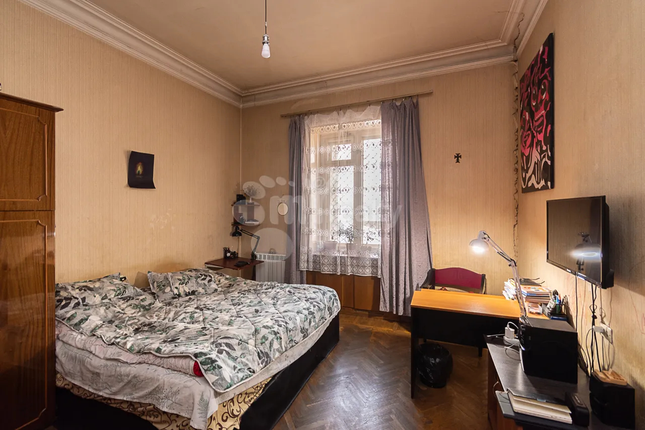 3 bedroom apartment for sale Tumanyan St, Center Yerevan, 160107