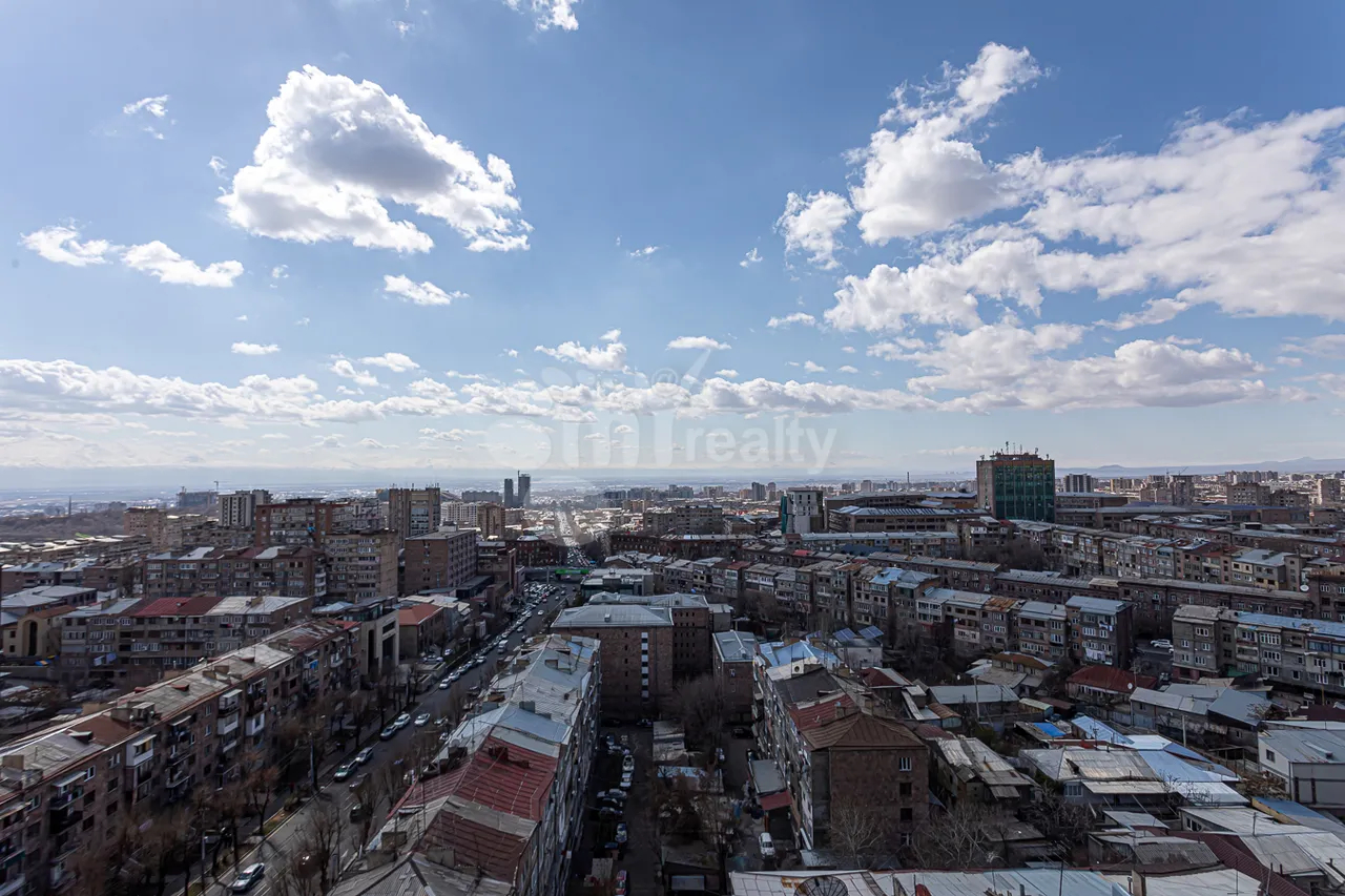 4 սենյականոց բնակարան  Գյուլբենկյան փող, Արաբկիր Երևան, 159882