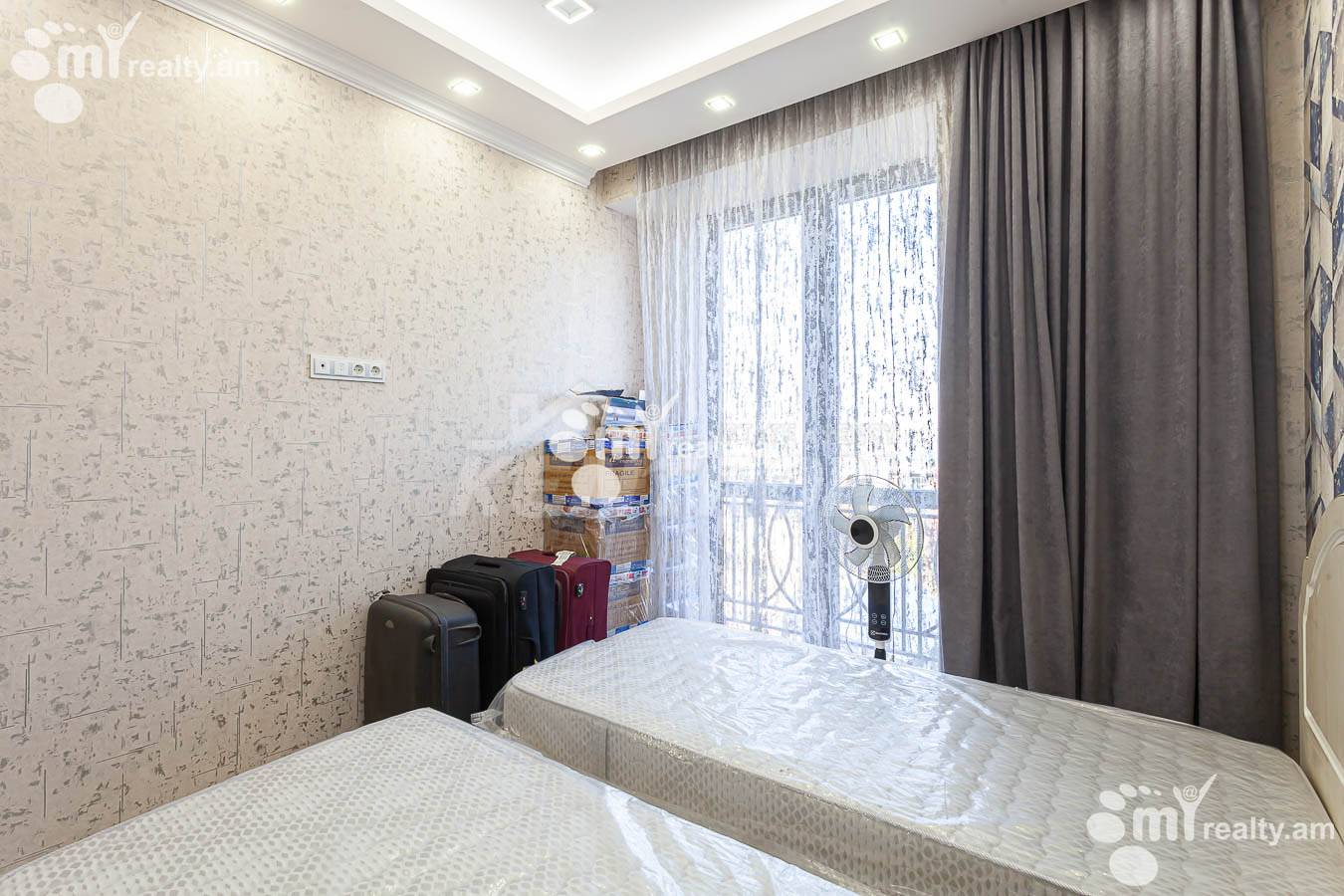 Купить 4 комнатную квартиру Сасна Црер ул., Давташен Ереван, 154888