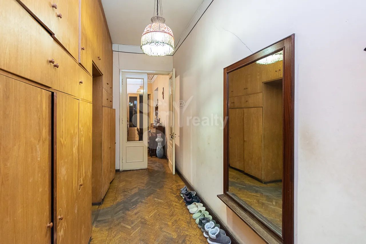 3 bedroom apartment for sale Tumanyan St, Center Yerevan, 160107