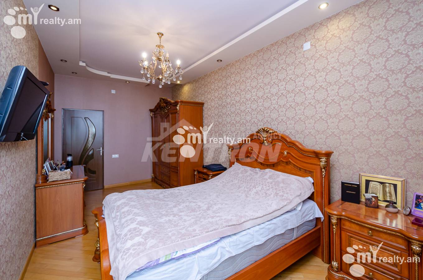 3 bedroom apartment for sale N. Zaryan St, Arabkir Yerevan, 145509