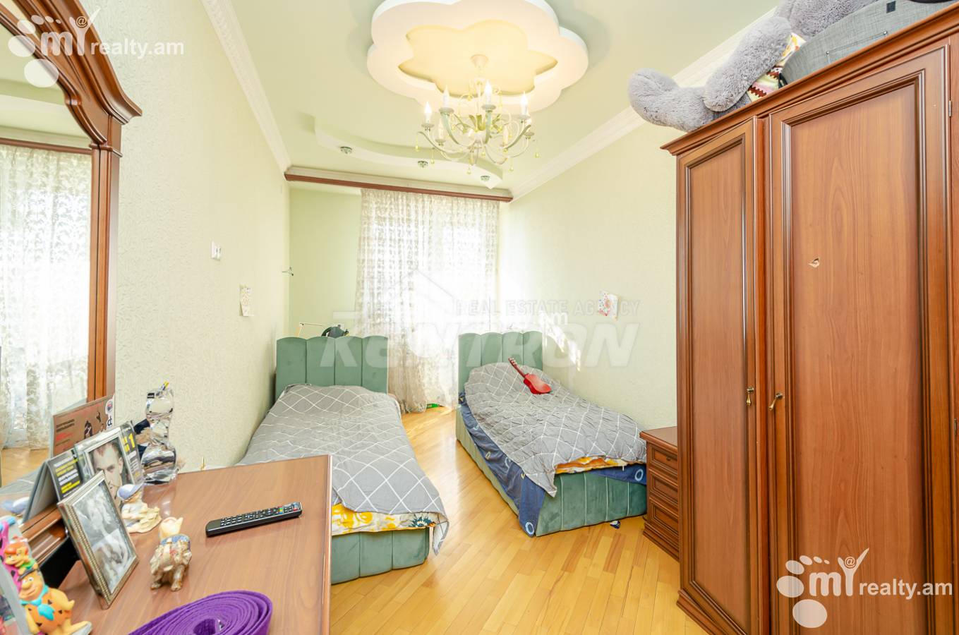 3 bedroom apartment for sale N. Zaryan St, Arabkir Yerevan, 145509