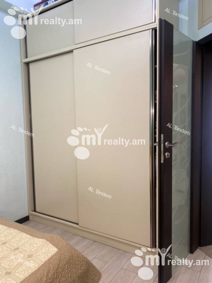 3 սենյականոց բնակարան  Վարդանանց փող, Կենտրոն Երևան, 132331