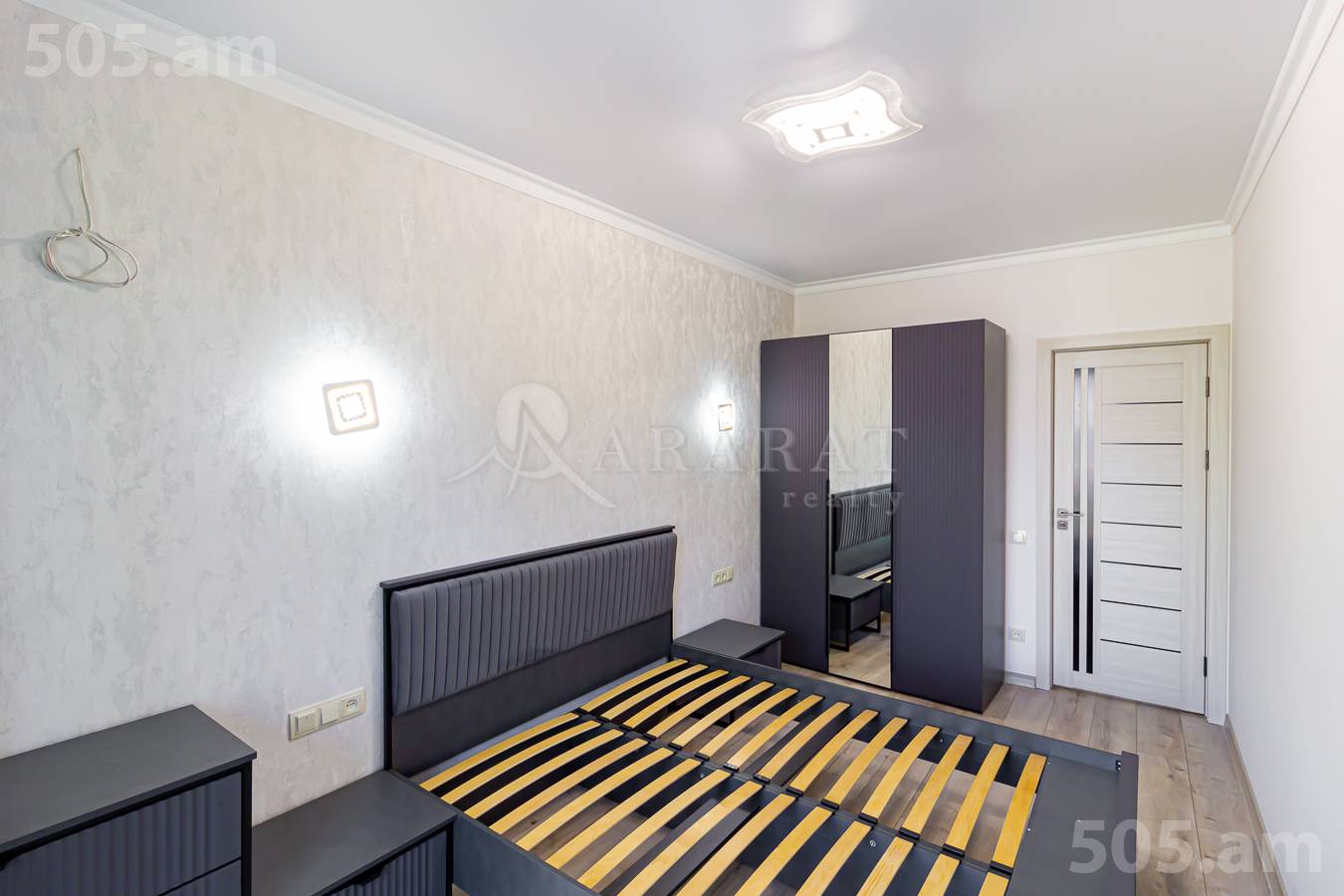 2 սենյականոց բնակարան  Վ.Փափազյան փող, Արաբկիր Երևան, 151396