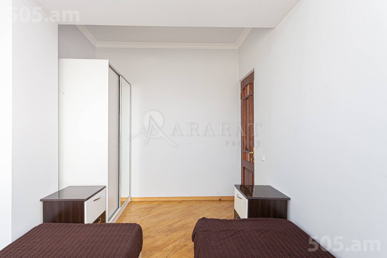 Купить 3 комнатную квартиру Барбюс ул, Арабкир Ереван, 148719