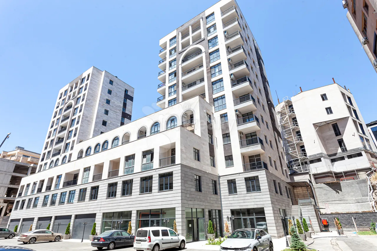 3 bedroom apartment for sale خیابان آخبیور سِروب, عربگیر ایروان, 158252