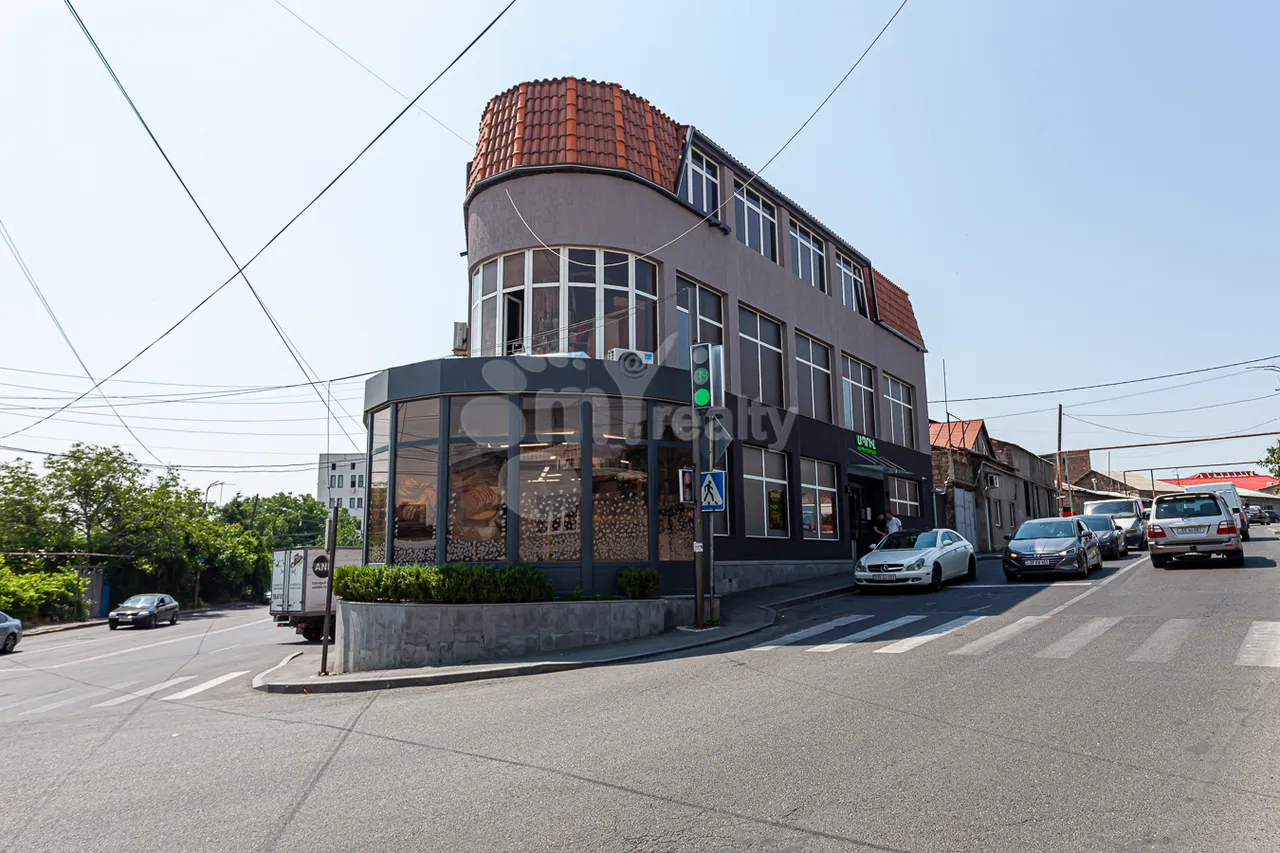 Կոմերցիոն տարածք  Զ. Քանաքեռցի, Քանաքեռ-Զեյթուն Երևան, 160986