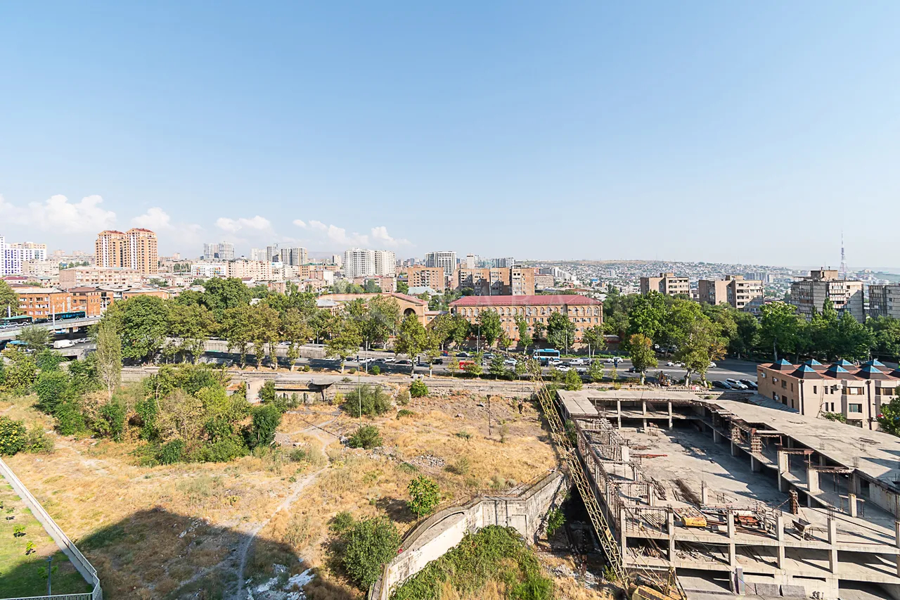 3 bedroom apartment for sale Komitas Ave, Arabkir Yerevan, 161892