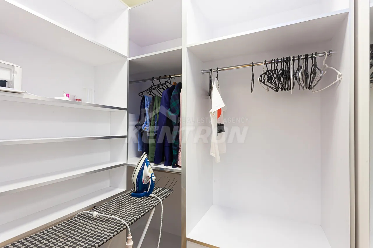 4 սենյականոց բնակարան վարձով Վարդանանց փող, Կենտրոն Երևան, 158840