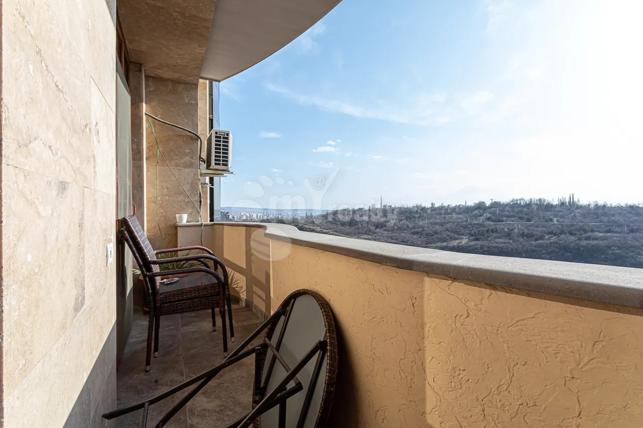 3 bedroom apartment for sale Orbeli Yeghbayrner   St, Arabkir Yerevan, 159691