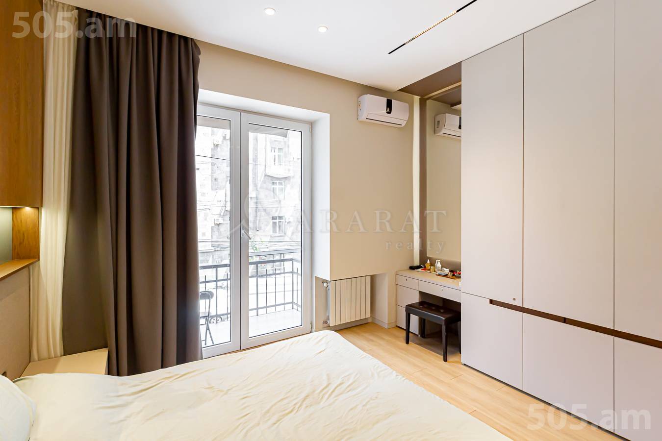 3 bedroom apartment for sale خیابان تومانیان, مرکز شهر ایروان, 152196