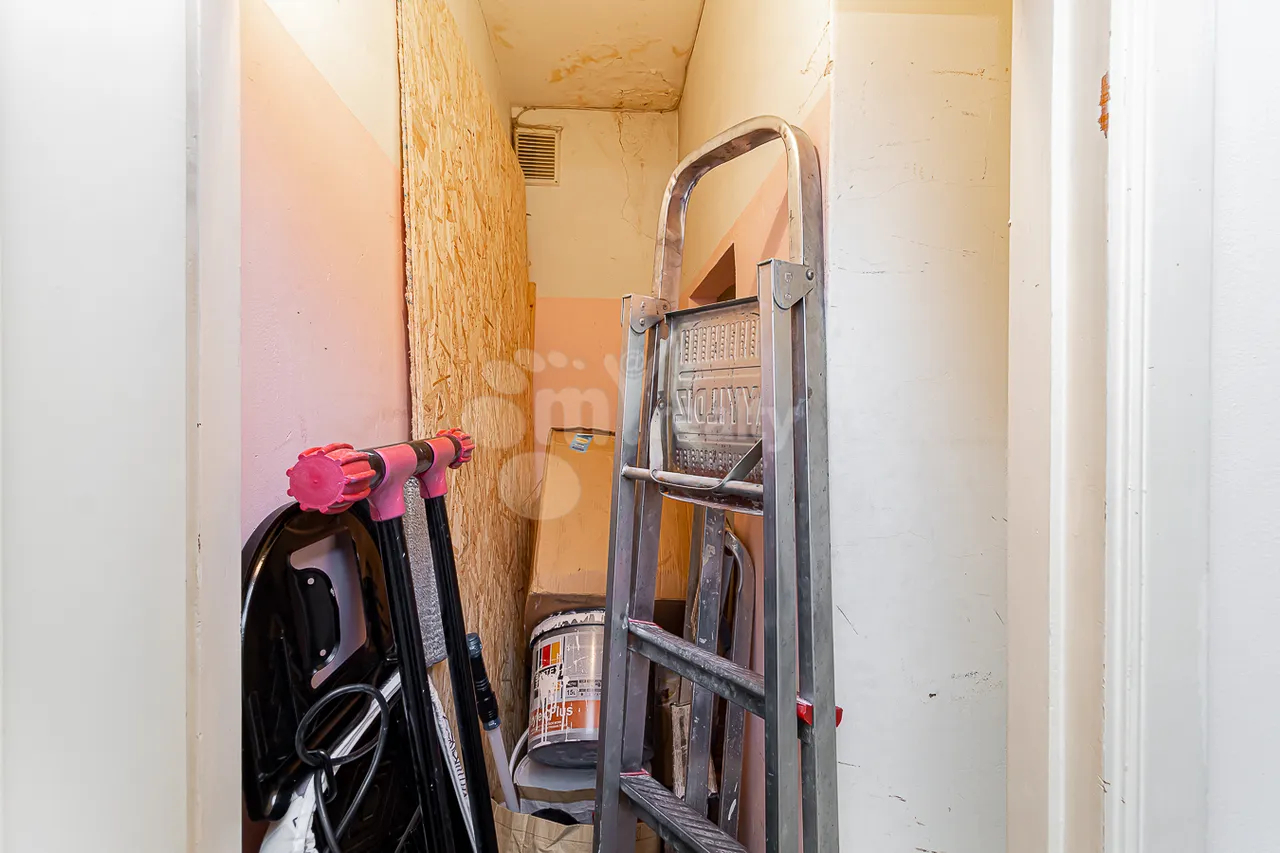 4 bedroom apartment for sale Abovyan St, Center Yerevan, 159935