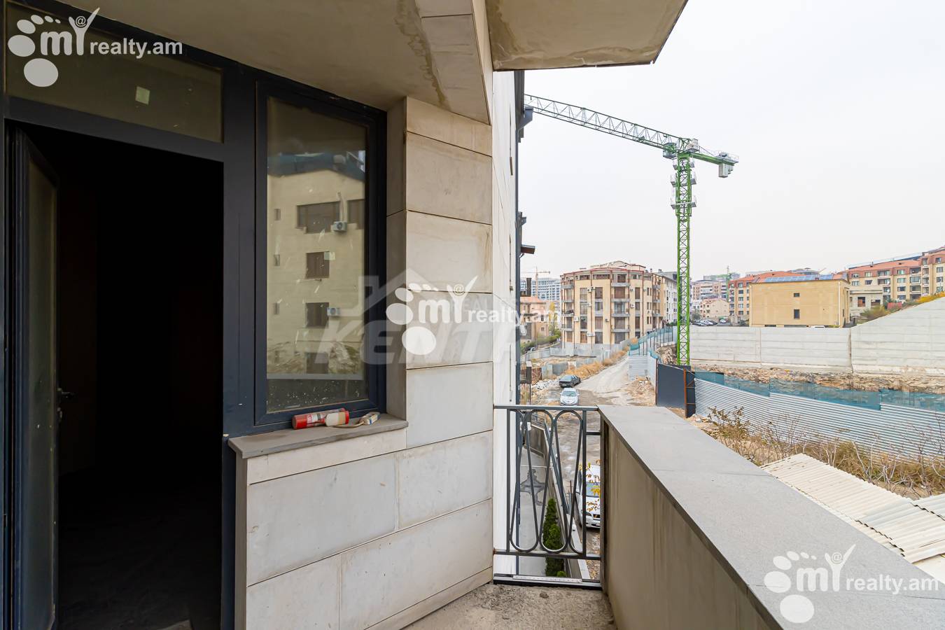 4 bedroom apartment for sale Antarayin, rue d' G.Gasparyan, Center Yerevan, 153857