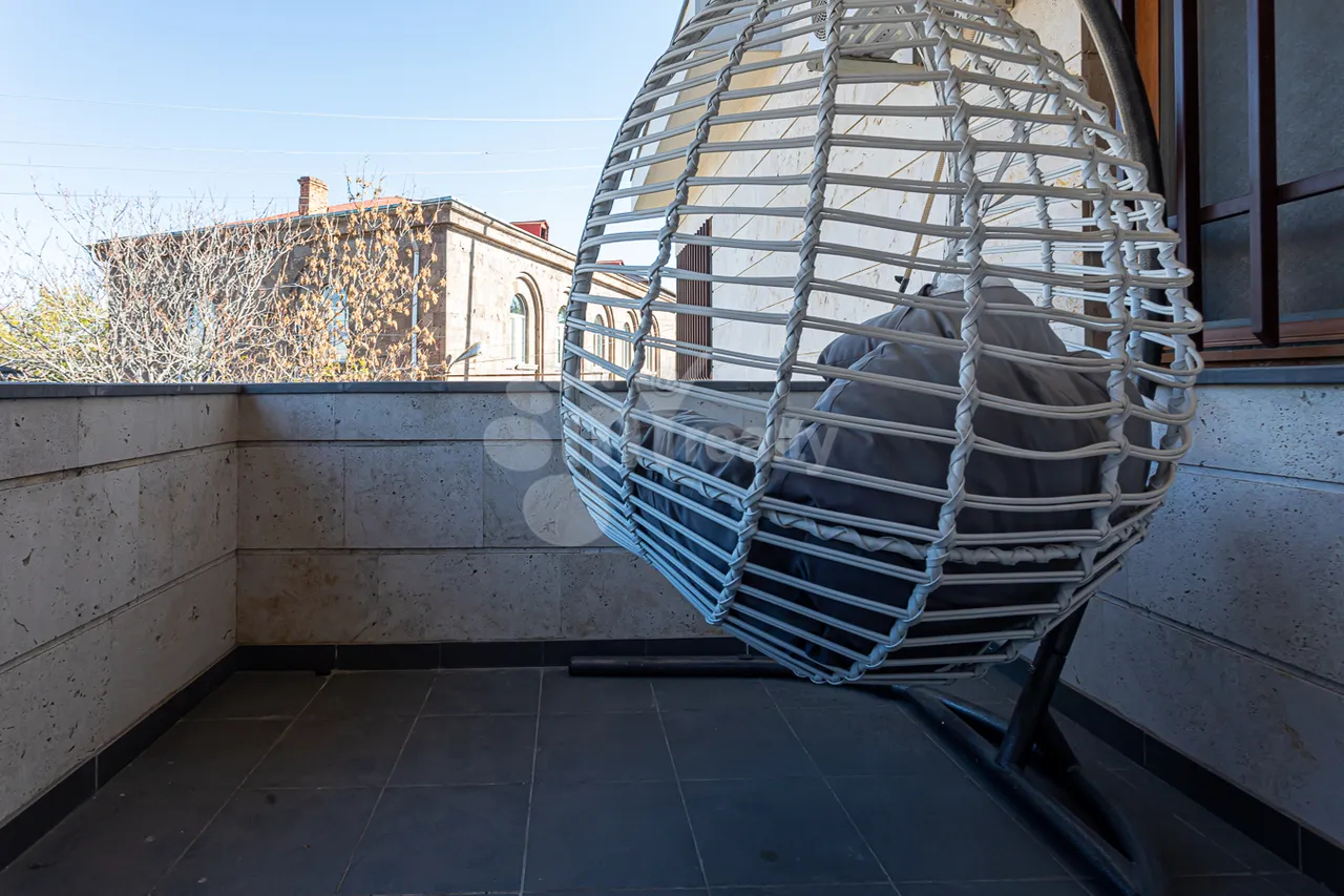 Առանձնատուն  Լուսինյանց փող., Կենտրոն Երևան, 157388