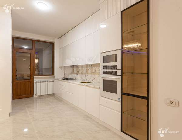 4-senyakanoc-bnakaran-vacharq-Yerevan-Center