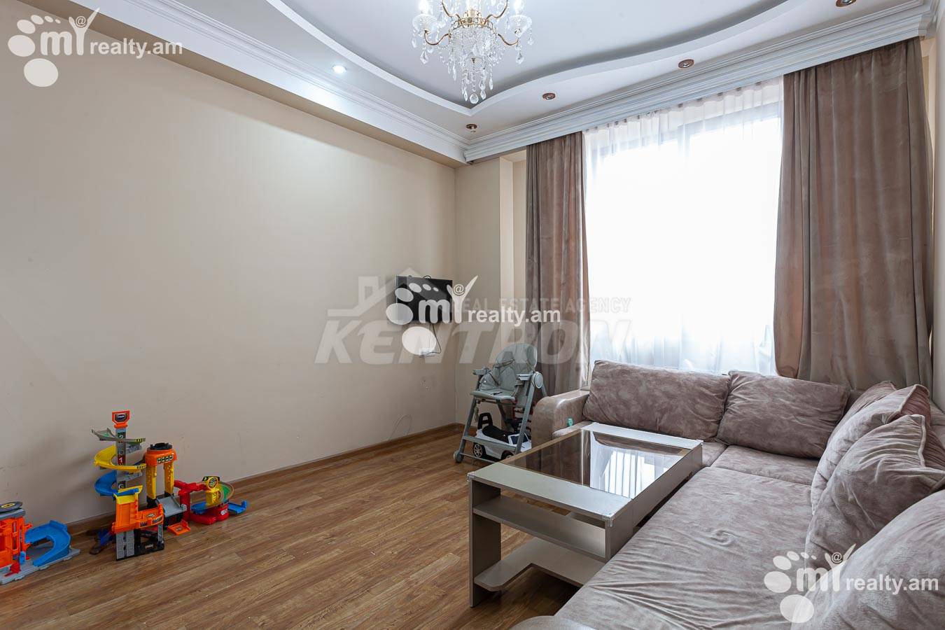 Купить 2 комнатную квартиру Сасна Црер ул., Давташен Ереван, 155245