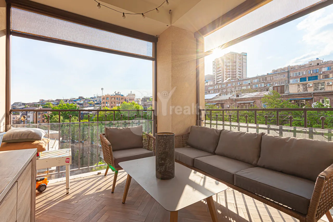4 bedroom apartment for sale خیابان بوزند, مرکز شهر ایروان, 160313