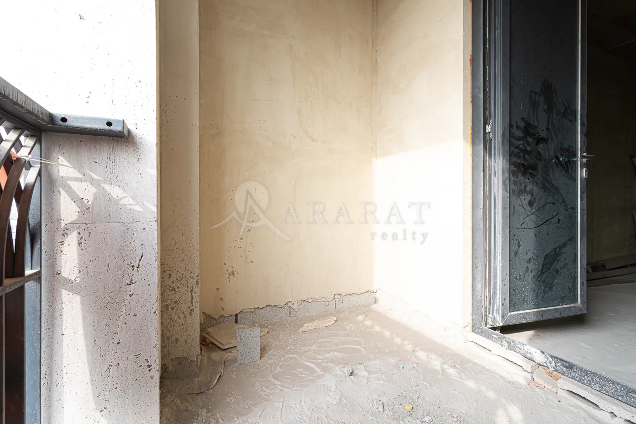 4 bedroom apartment for sale Antarayin, Rue Leonid Azgaldyan, Center Yerevan, 157991