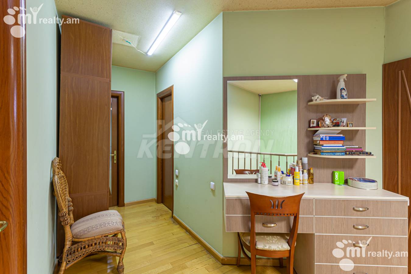 6 bedroom apartment for sale Aram St side, Center Yerevan, 154609