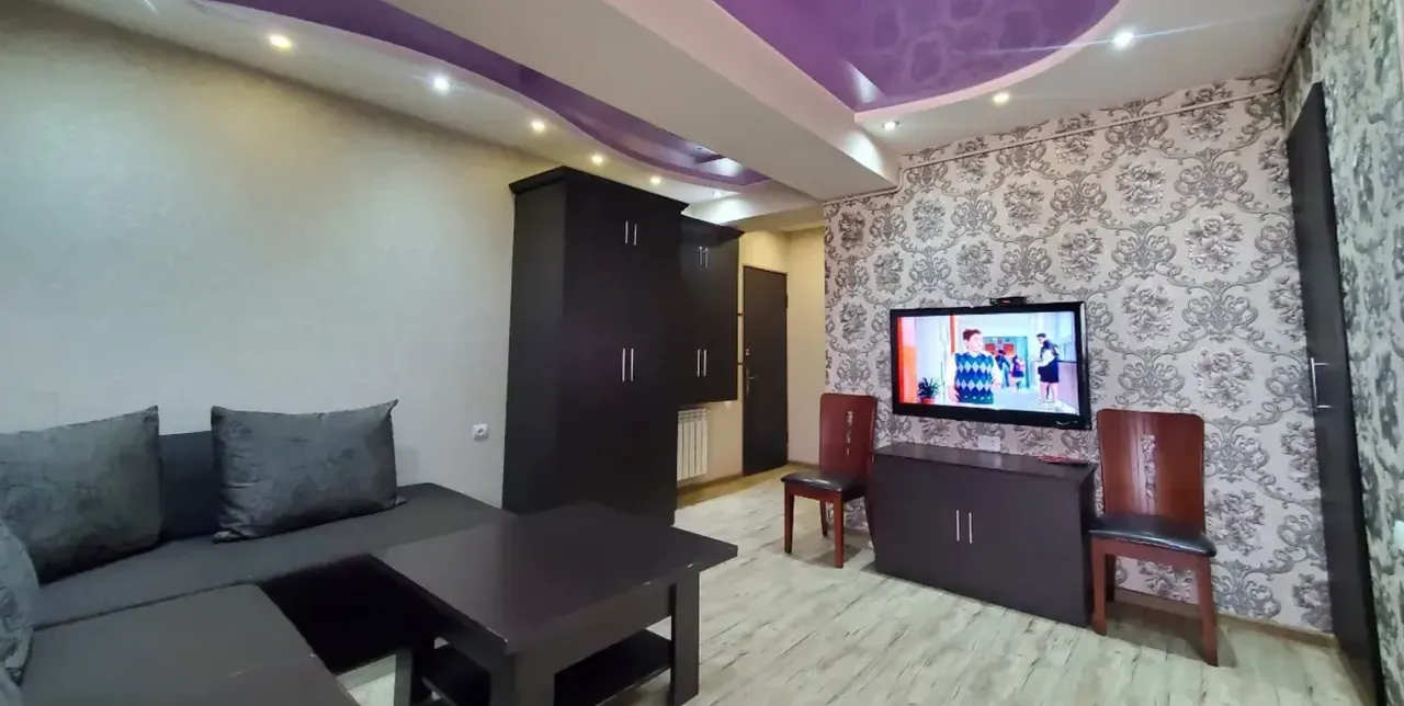2 bedroom apartment for rent Hanrapetutyan St, Center Yerevan, 160350
