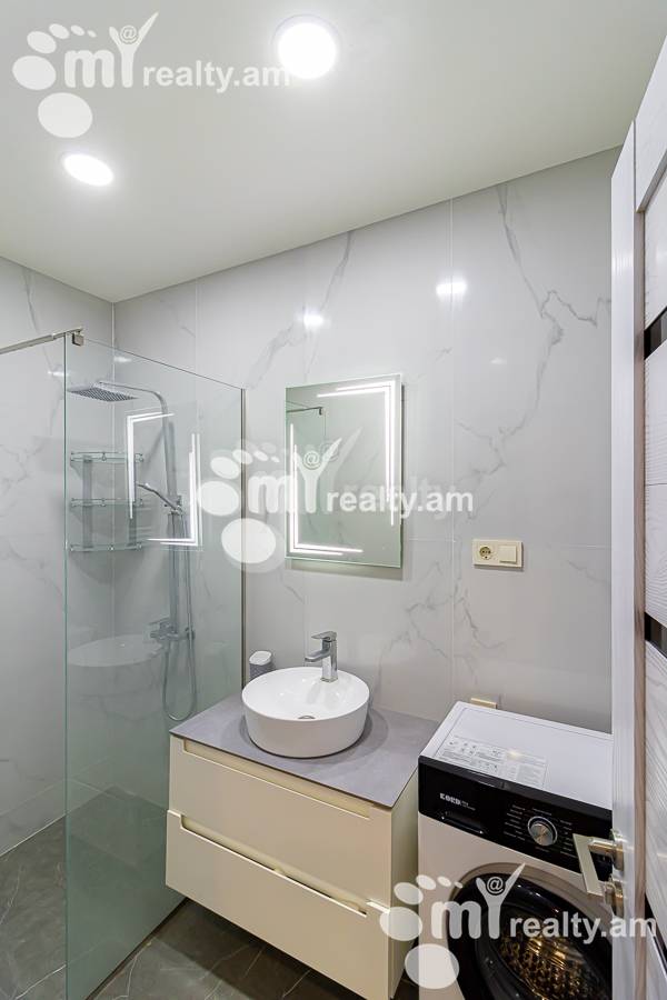 Снять 2 комнатную квартиру Аргишти ул, Центр Ереван, 154256