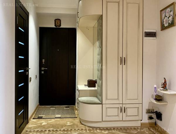 3-senyakanoc-bnakaran-vacharq-Yerevan-Arabkir