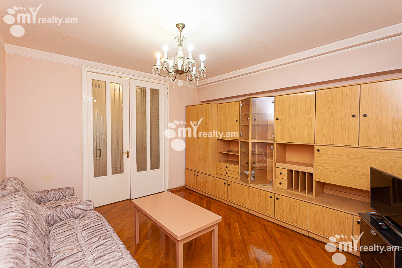 2 bedroom apartment for rent Amiryan St, Center Yerevan, 152041