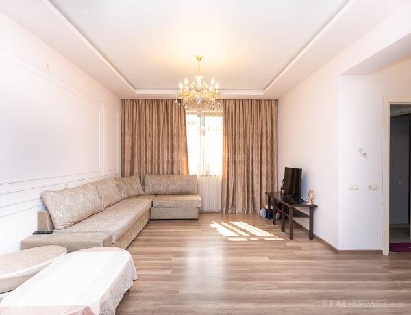 arandznatun-vacharq-Yerevan-Nor-Nork