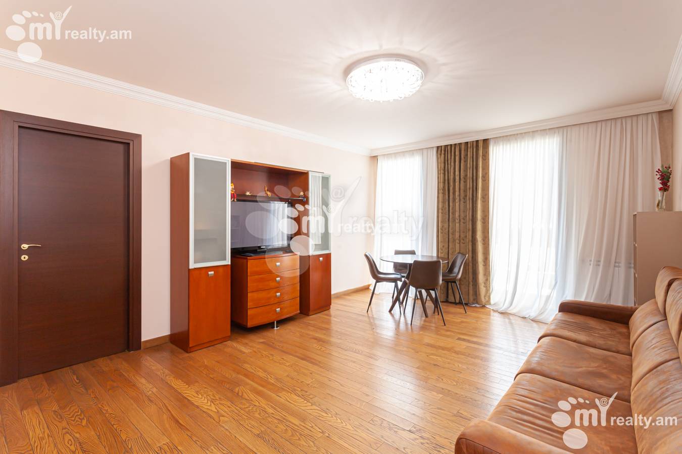3 bedroom apartment for rent Vazgen Sargsyan St, Center Yerevan, 151912