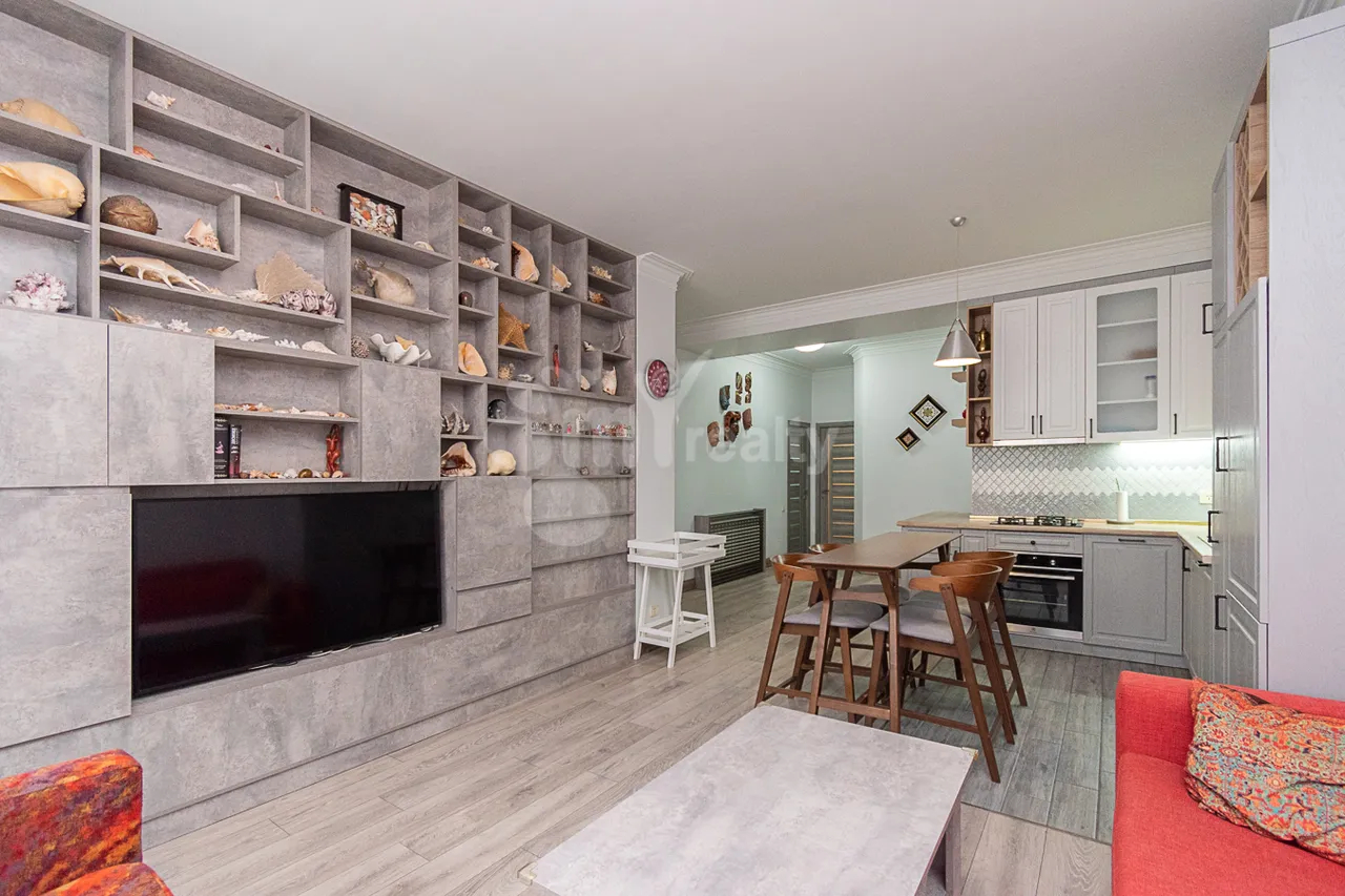 3 bedroom apartment for sale Antarayin, Rue Leonid Azgaldyan, Center Yerevan, 160270